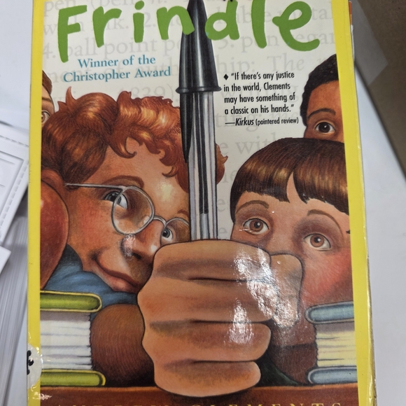 book Other - Frindle by Andrew Clements - Children's Book